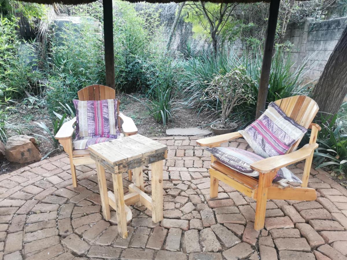 Sun Deck Lodge Hartbeespoort Exterior photo
